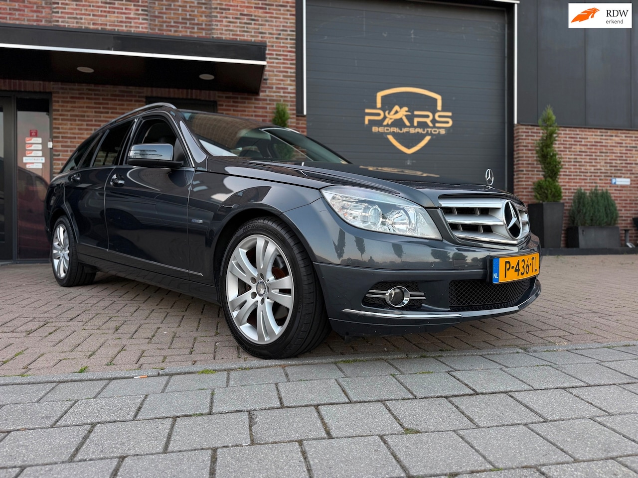 Mercedes-Benz C-klasse Estate - 180 CGI BlueEFFICIENCY Business Class Avantgarde Automaat Airco Cruise Elk.Ramen Trekhaak - AutoWereld.nl