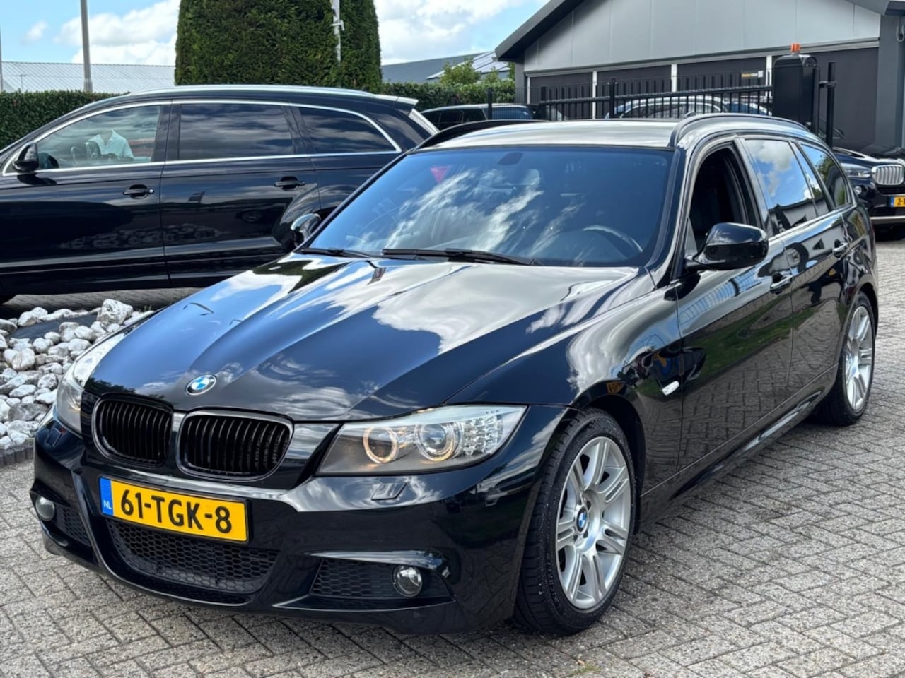 BMW 3-serie Touring - 320I Touring High Executive 2012 M-Pakket Alcantara - AutoWereld.nl