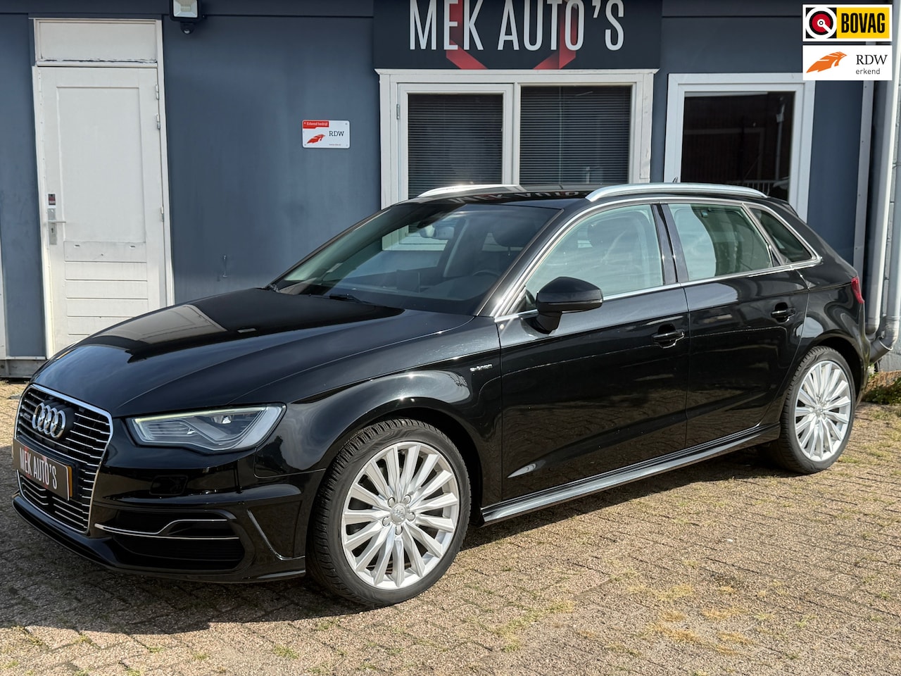 Audi A3 Sportback - 1.4 e-tron PHEV Ambition Pro Line plus|Navi|Stoelvw|Climate - AutoWereld.nl