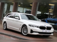 BMW 5-serie Touring - 530e Executive Livecockpit Prof Leer LED Navi Camera