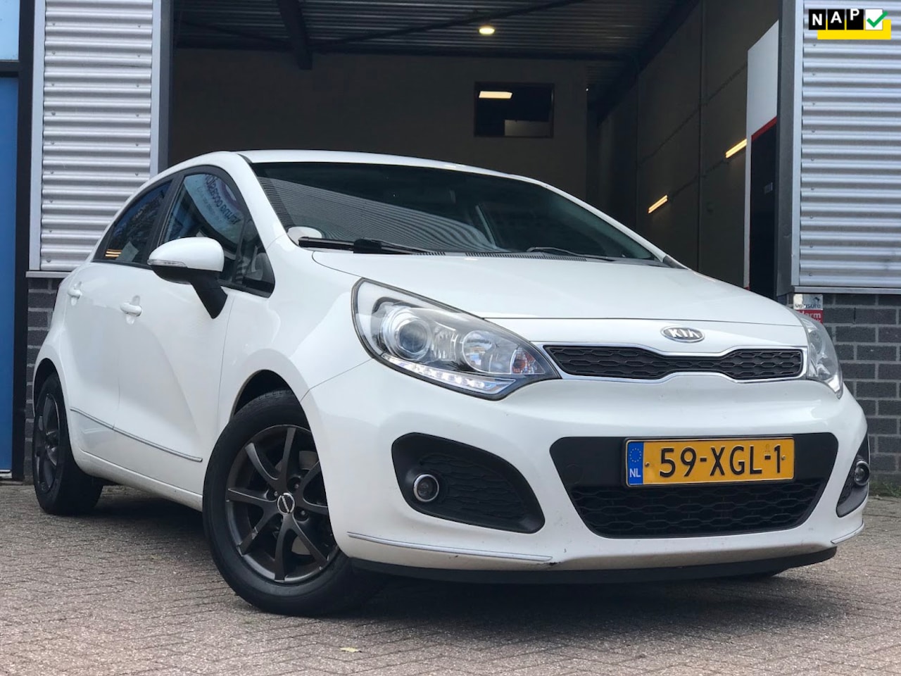 Kia Rio - 1.4 CRDi Plus Pack 1.4 CRDi Plus Pack - AutoWereld.nl