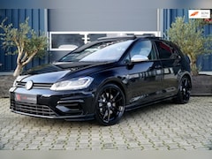 Volkswagen Golf - 2.0 TSI 4Motion R 301PK |PANO|BEATS|CAMERA