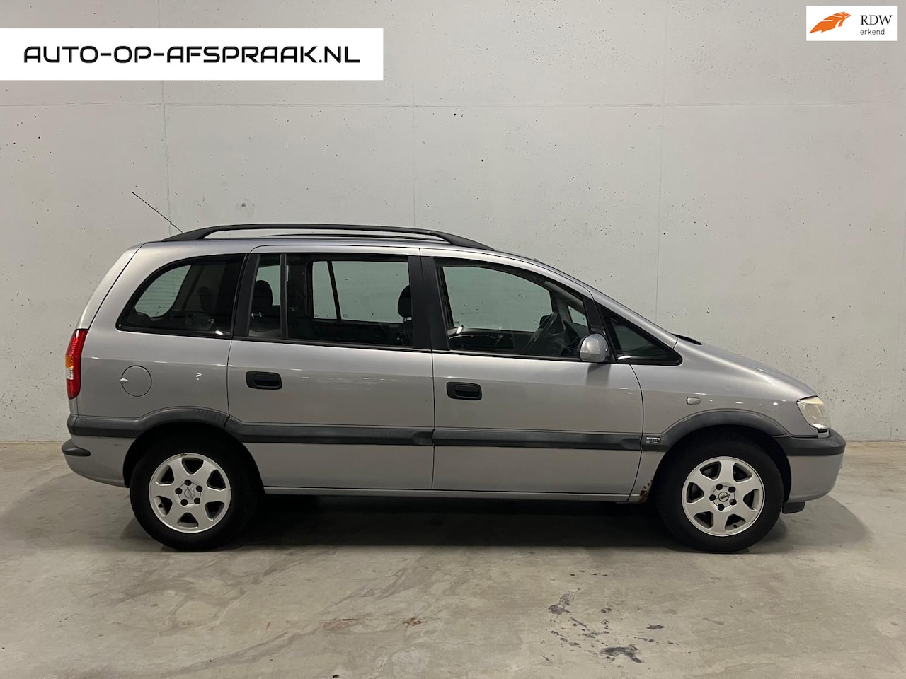 Opel Zafira - 1.8-16V Elegance 7p Airco Trekhaak Cruise APK - AutoWereld.nl