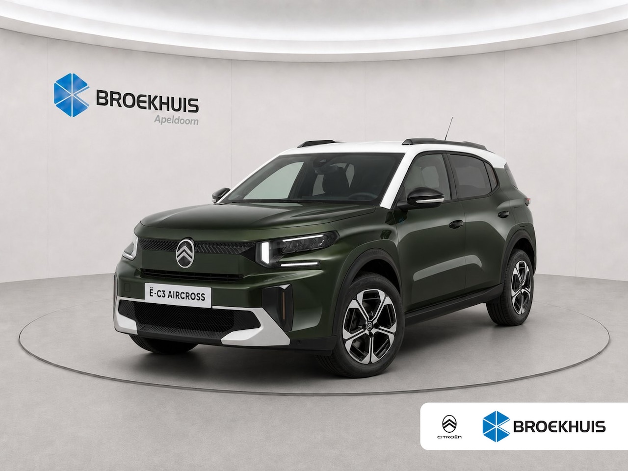 Citroën Ë-C3 Aircross - Max | Achteruitrijcamera | Dagrijverlichting | Draadloze telefoonlader - AutoWereld.nl
