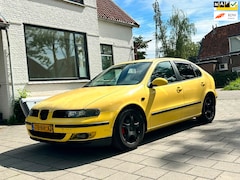 SEAT Leon - 1.6-16V Sport Cruise*Airco*13-08-2027 APK*LM velgen*NAP*Elektrische ramen