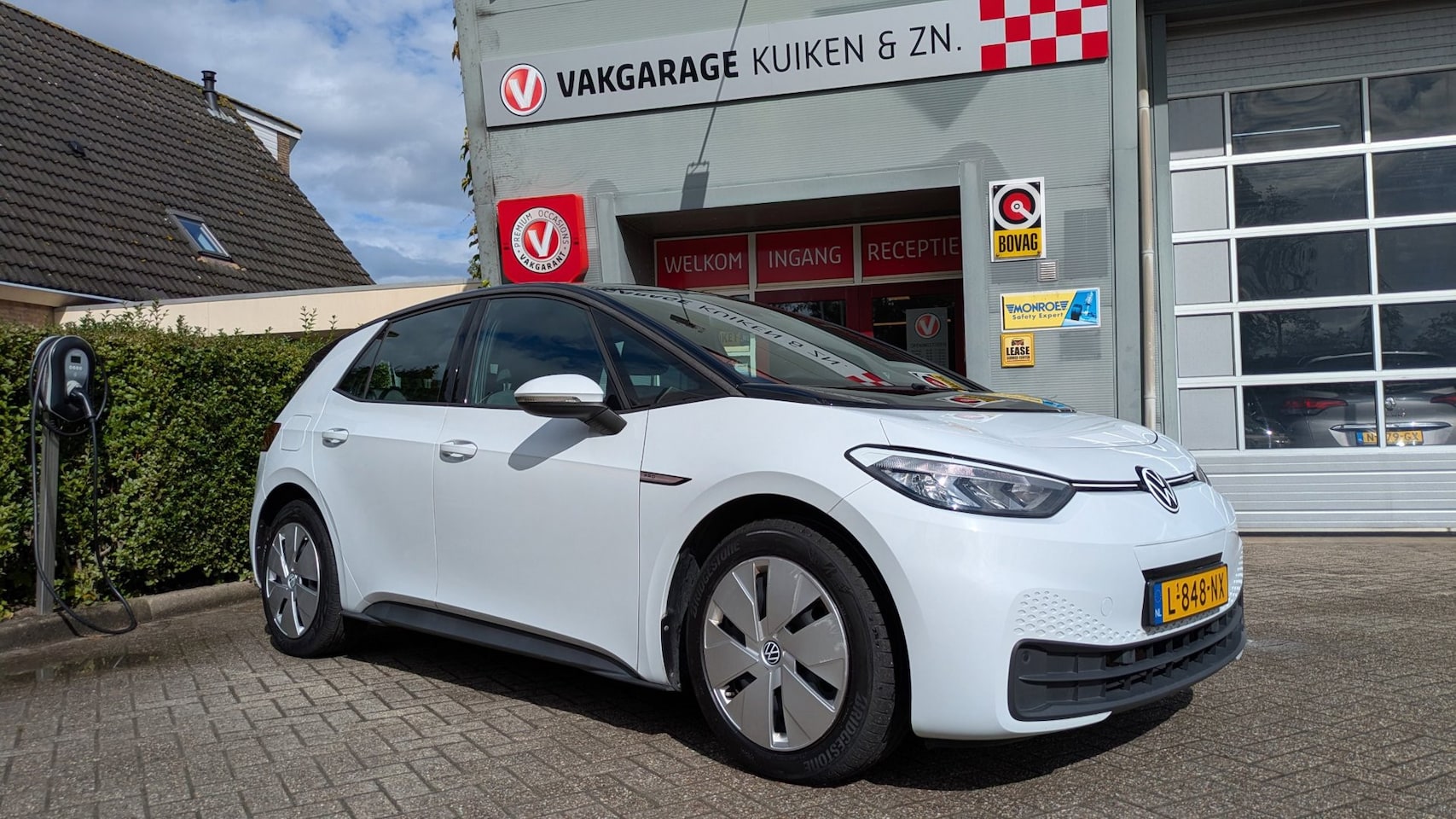 Volkswagen ID.3 - Life 58 kWh | Keyless | Stuur/stoel verwarming | adapative cruise - AutoWereld.nl