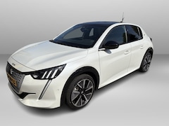 Peugeot e-208 - EV GT 50 kWh Panorama | Stoelverwarming | Alcantara | Camera | rijstrookgeleiding