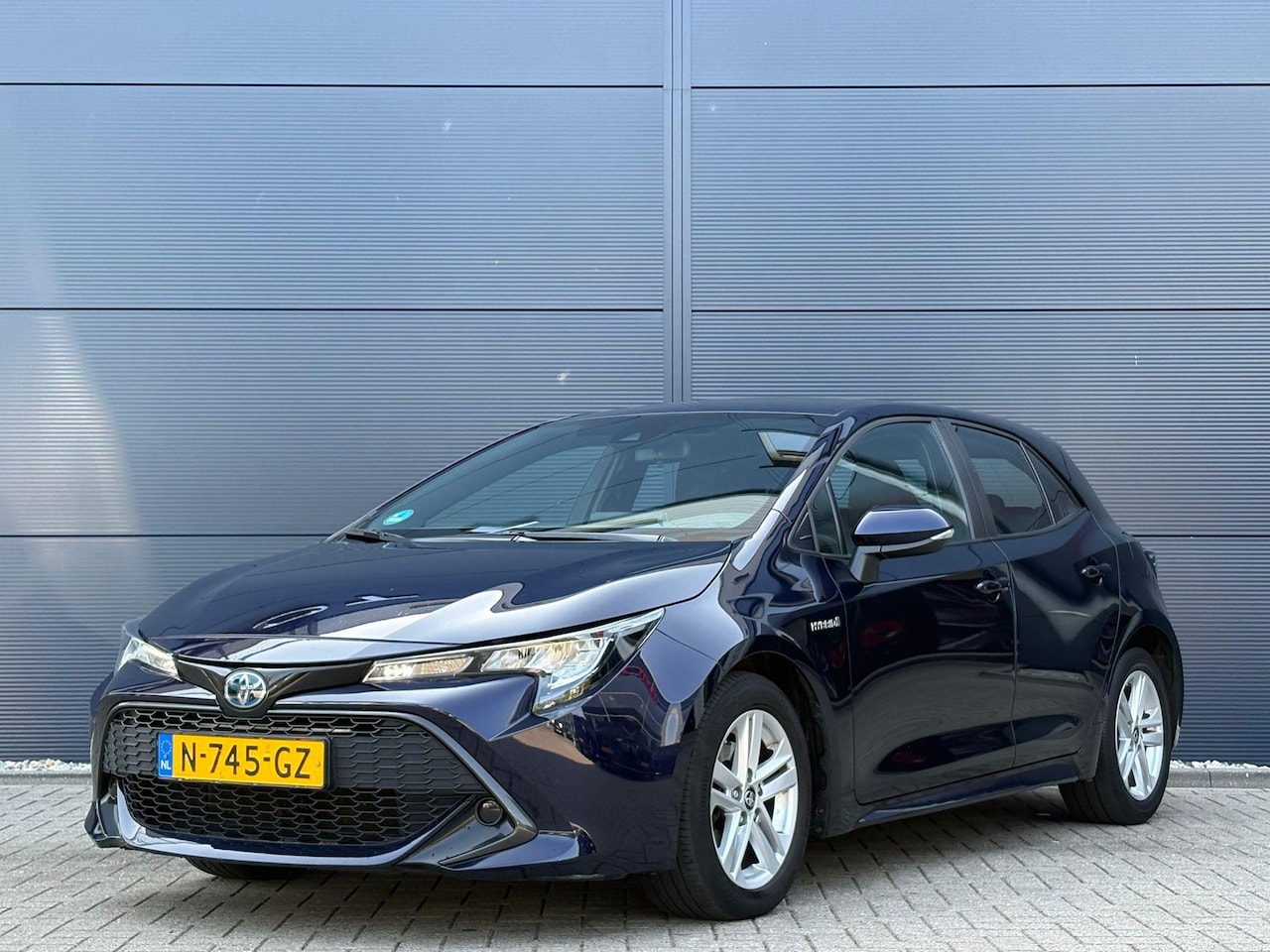 Toyota Corolla - 1.8 Hybrid Active | Navigatie | Trekhaak | Climate Control | Cruise Control | Camera - AutoWereld.nl