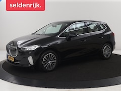 BMW 2-serie Active Tourer - 220i | Leder | Cruise control | Navigatie | Carplay | Sfeerverlichting | Virtueel dashboar