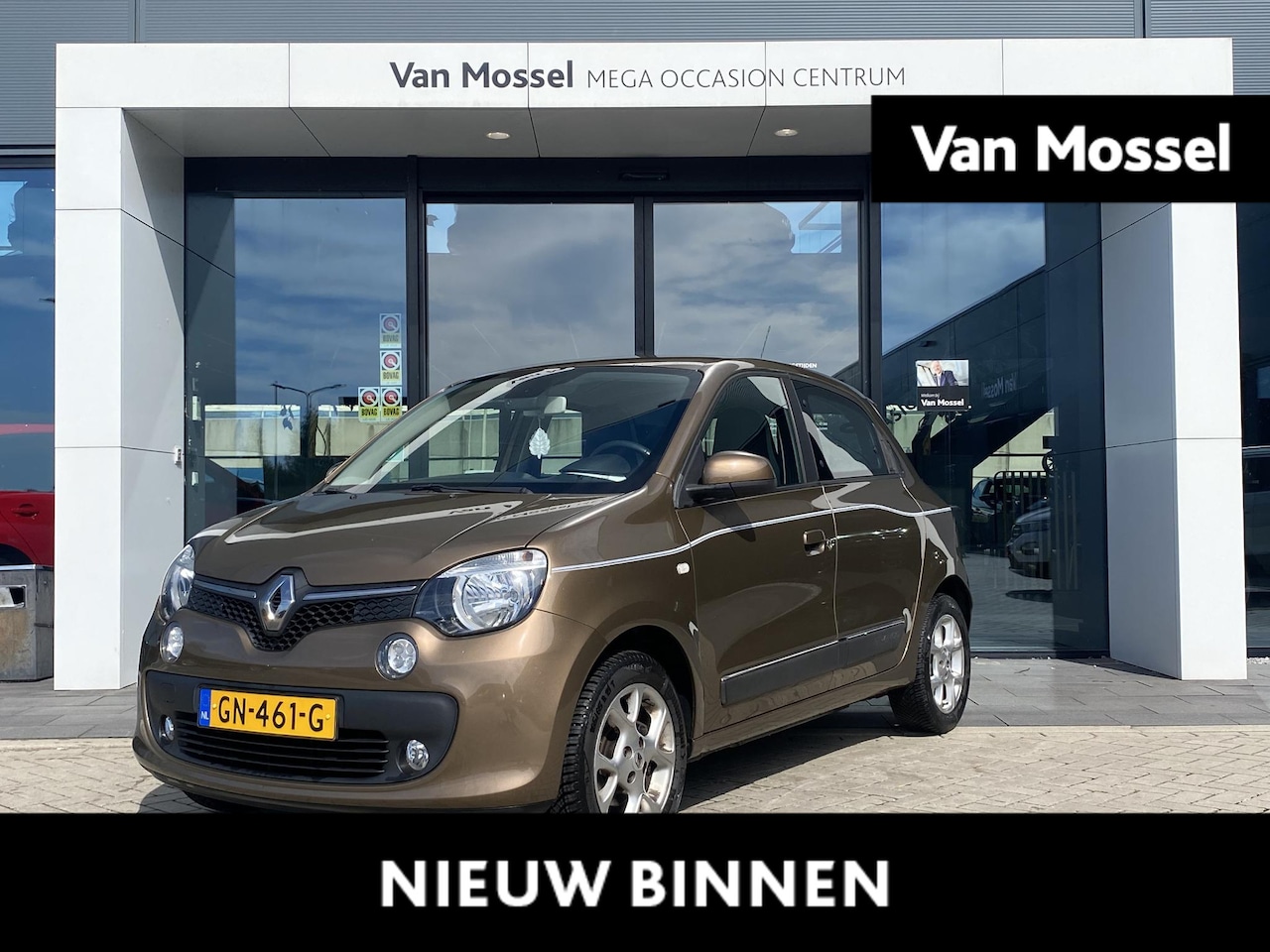 Renault Twingo - 1.0 SCe Dynamique | PARKEERSENSOREN | NAVIGATIE | CRUISE CONTROL | CLIMATE CONTROL | LANE - AutoWereld.nl