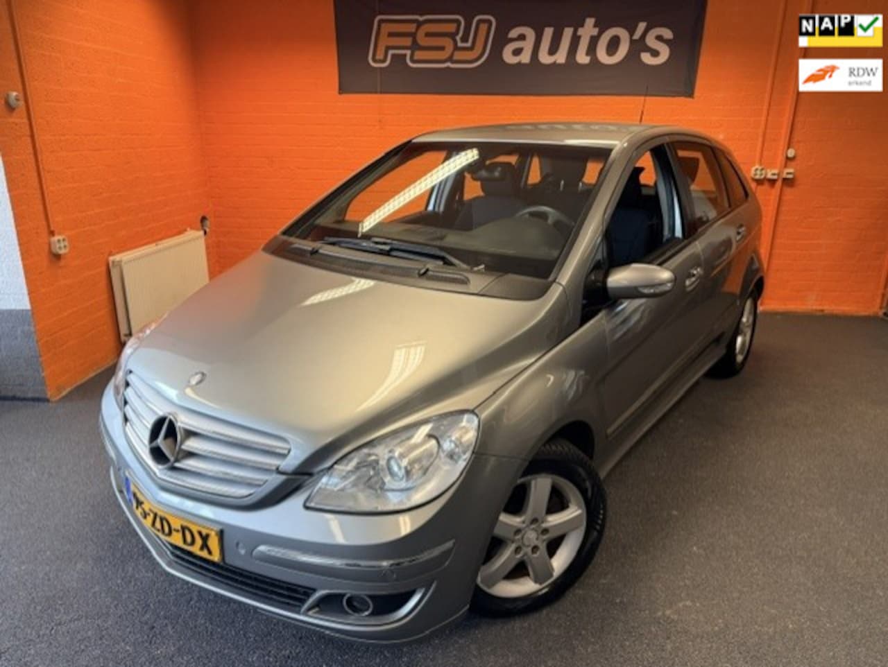 Mercedes-Benz B-klasse - 170 / AUTOMAAT / NL-AUTO / TOPSTAAT!! - AutoWereld.nl