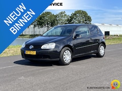 Volkswagen Golf - 1.6 Trendline Nieuwe APK Clima, cruise, trekhaak