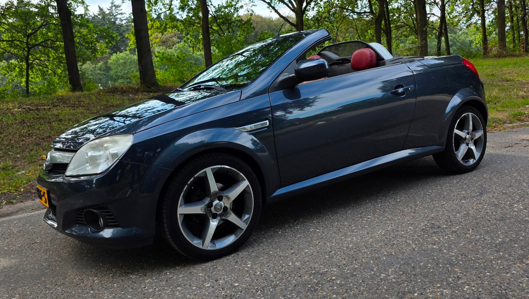 Opel Tigra TwinTop - 1.4-16V - Airco - Leder - Stoelverwarming - AutoWereld.nl