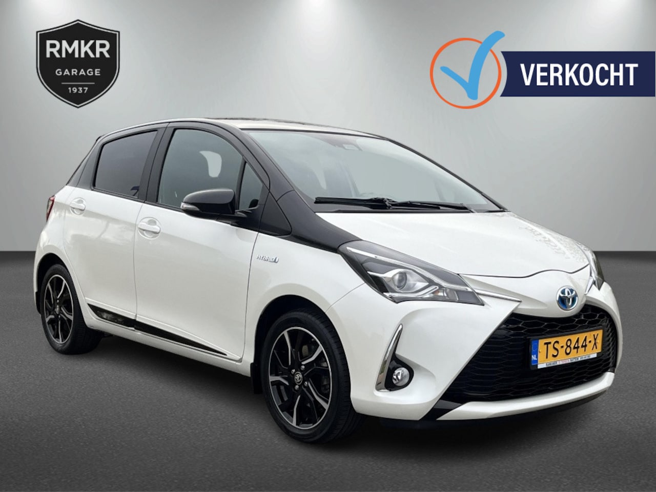 Toyota Yaris - 1.5 Hyb Bi-Tone Plus - AutoWereld.nl