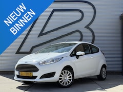 Ford Fiesta - 1.0 Style 2e Eigenaar|Navi|D-riem vv in 2025|Airco|N.A.P|Nieuwe APK bij Aflevering