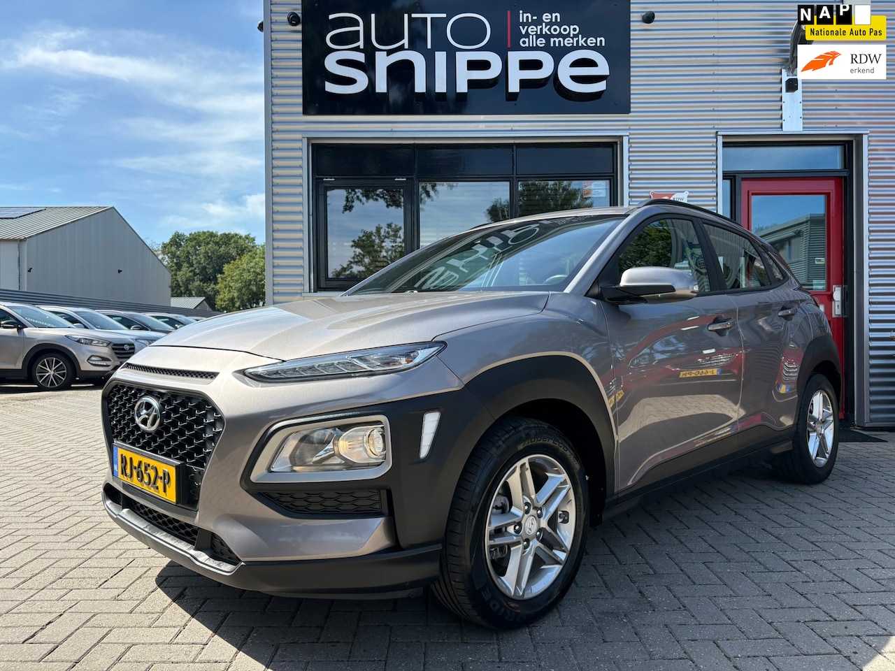 Hyundai Kona - 1.0T Comfort -1STE EIGENAAR-CLIMA-APPLE CARPLAY/ANDROID AUTO-LICHTMETALEN VELGEN-LANE ASSI - AutoWereld.nl