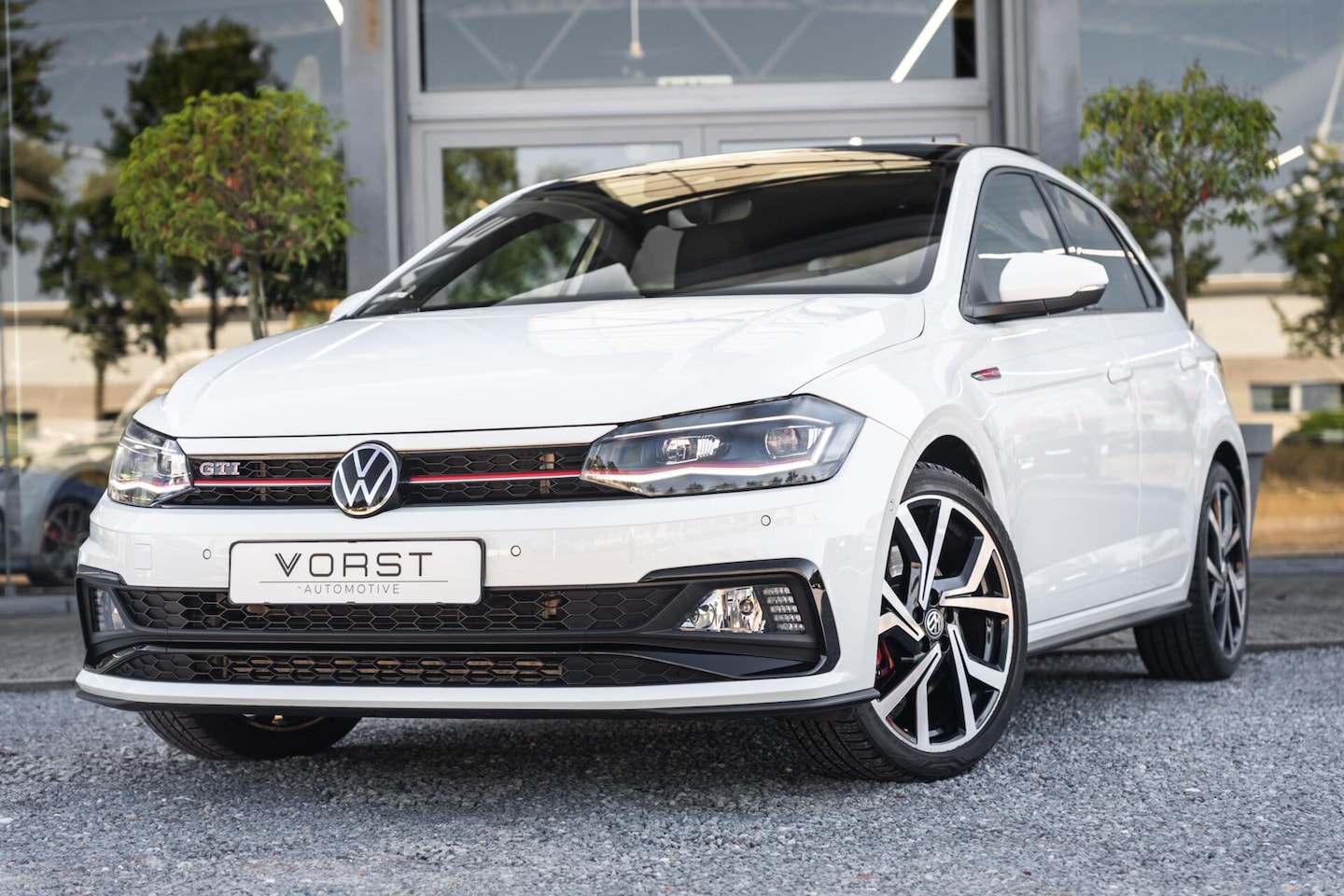 Volkswagen Polo - 2.0 TSI GTI Pano DSG Beats ACC Stoelverw - AutoWereld.nl