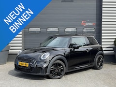 MINI 3-Deurs - 1.5 Cooper John Cooper Works | Panoramadak | Camera | Harmon Kardon | DAB |