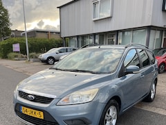 Ford Focus Wagon - 1.8 Trend Flexi Fuel Airco. Nette en goed rijdende Focus. Apk 03-09-2026.Prijs is zo meene