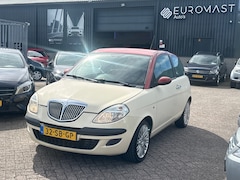 Lancia Y(psilon) - Ypsilon 1.4-16V Platino Airco | Apk 11-2026