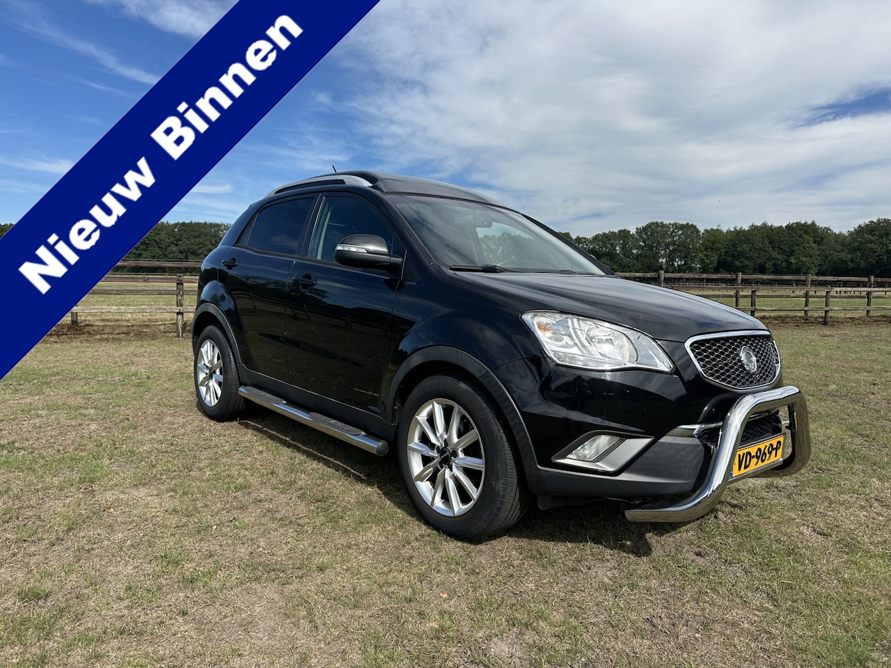 SsangYong Korando - 2.0 XDI '13 4x4 GRIJS KENTEKEN Marge 2000KG Trekken! - AutoWereld.nl