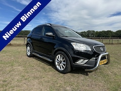 SsangYong Korando - 2.0 XDI '13 4x4 GRIJS KENTEKEN Marge 2000KG Trekken