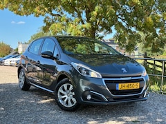 Peugeot 208 - 1.2 PureTech Blue Lion | Airco + Navi nu €5.975,