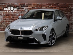 BMW 1-serie - 120i High Executive M Sport Pakket Automaat / Adaptief M-onderstel / Sportstoelen / Drivin