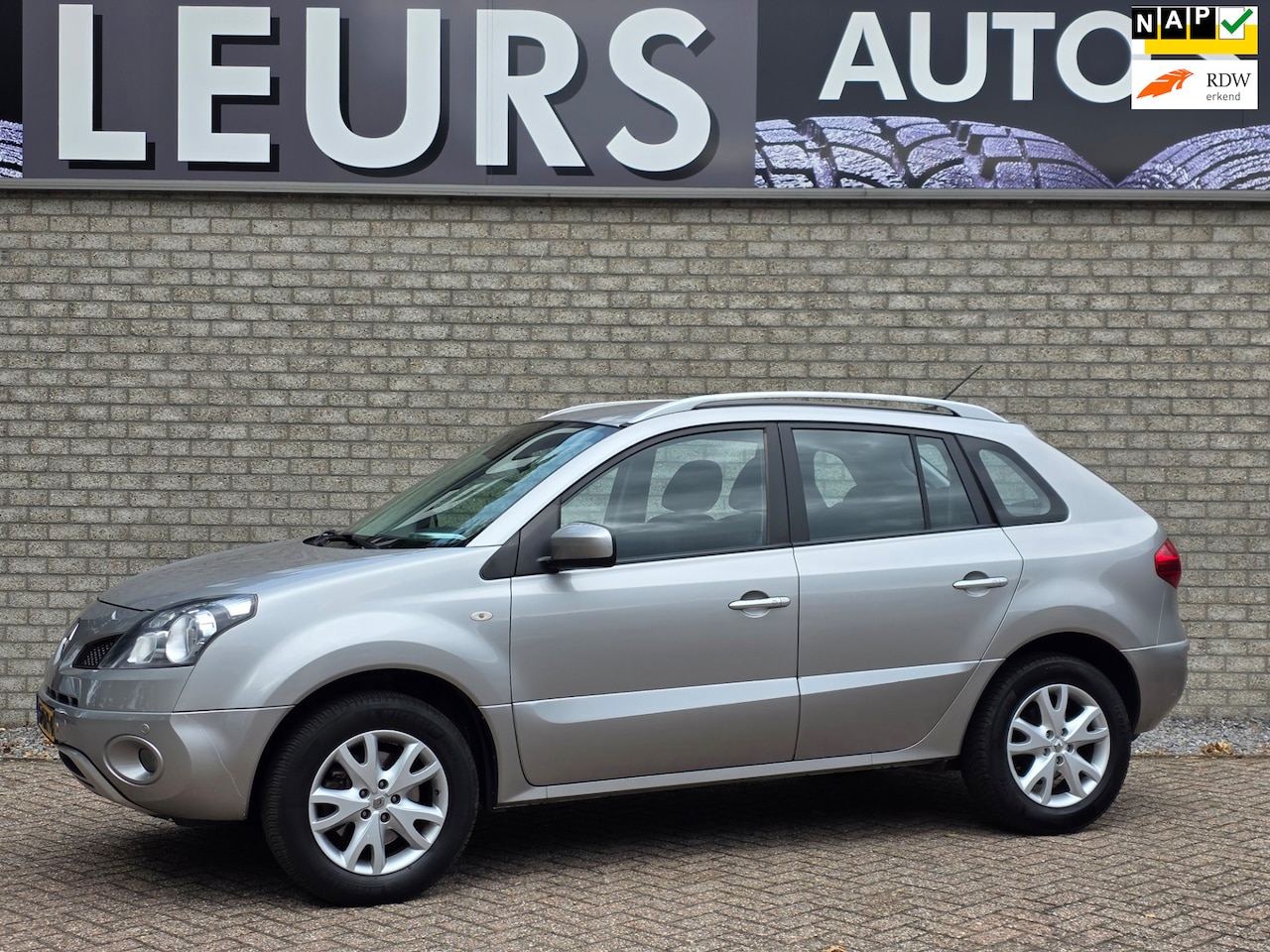 Renault Koleos - 2.5 Dynamique Pack/ 2000 KG Trekgewicht/ NAP - AutoWereld.nl