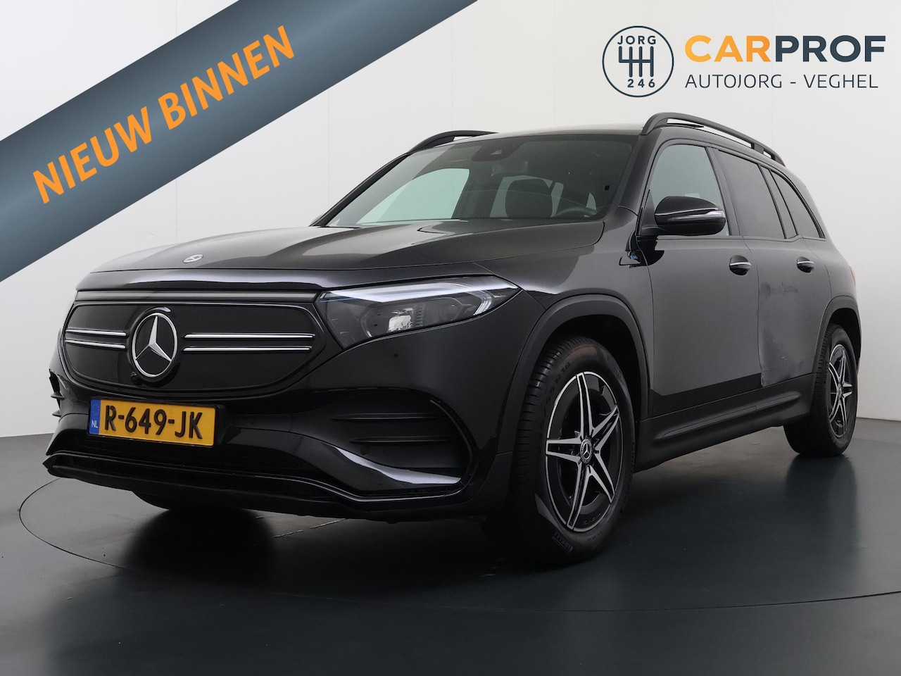 Mercedes-Benz EQB - 250 AMG Line 67 kWh AMG Styling Panoramadak - AutoWereld.nl