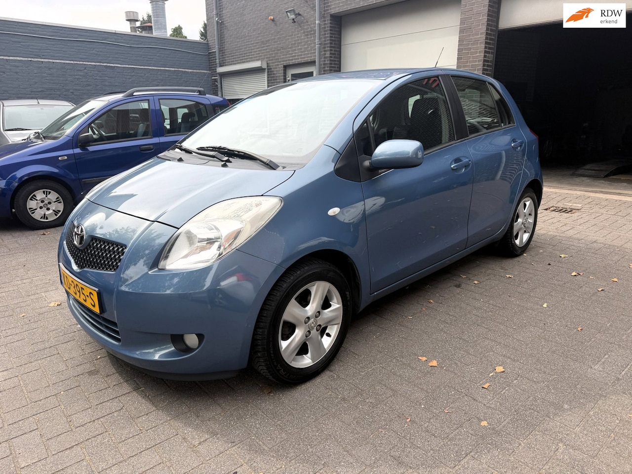 Toyota Yaris - 1.3 VVT-i Terra 1.3 VVTi Terra 5Drs - AutoWereld.nl