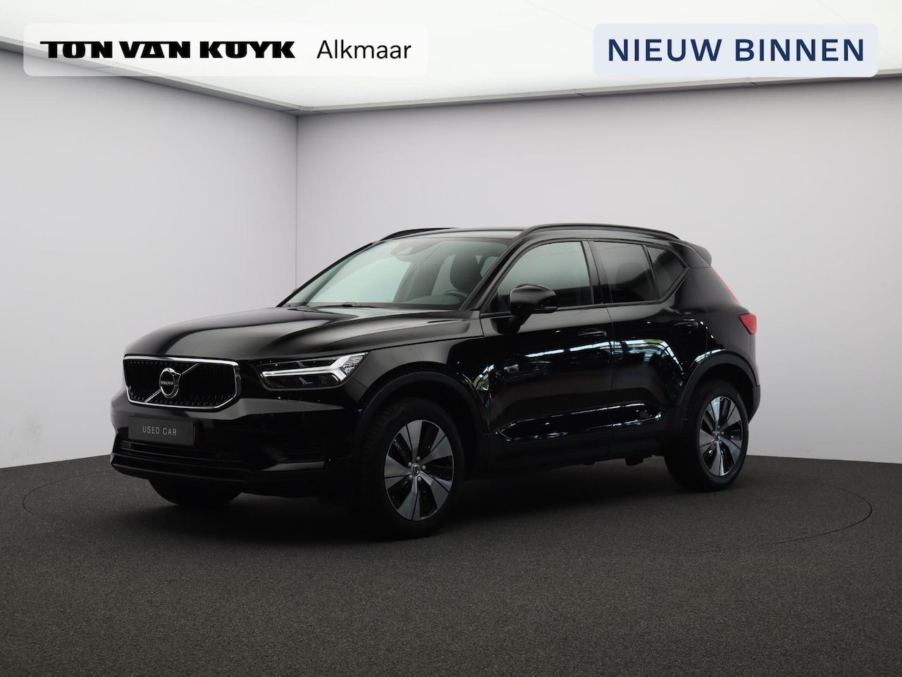 Volvo XC40 - 1.5 T3 / Stoel+Stuurverwarming / Apple Carplay / Parkeersensoren V+A / Getint Glas / 18" W - AutoWereld.nl