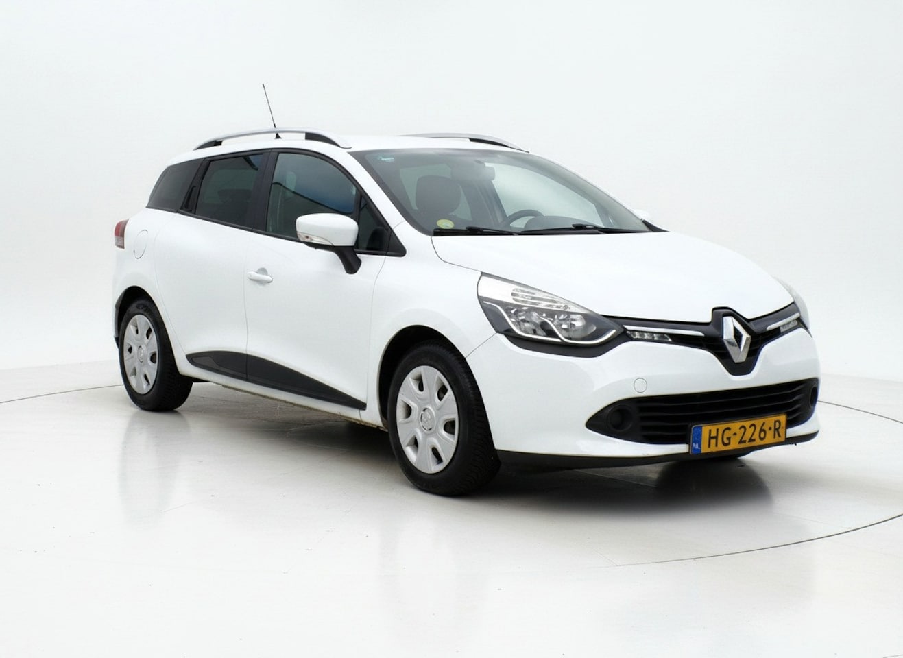 Renault Clio Estate - 1.5 dCi ECO Expression|Cruise|Navi|PDC - AutoWereld.nl