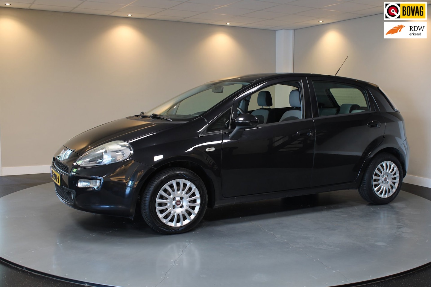 Fiat Punto Evo - 1.2 *Apple Carplay/Android Auto* Airco|Cruise|PDC|5 Deurs - AutoWereld.nl