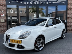 Alfa Romeo Giulietta - 1.4 T Sprint NAVI / PDC / 2015