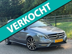 Mercedes-Benz B-klasse - 180 Ambition /Automaat/Xenon/Pano/Navi/