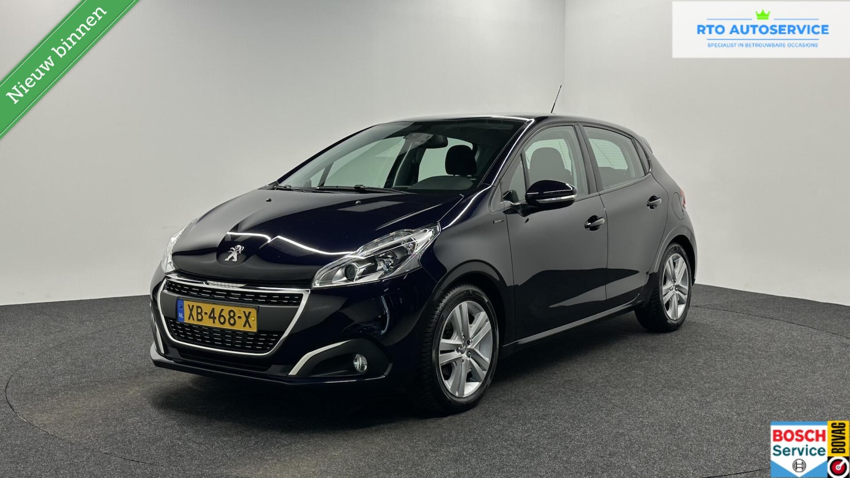 Peugeot 208 - 1.2 PureTech Active CARPLAY NAVI TREKHAAK CRUISE 84000 KM. - AutoWereld.nl