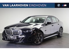 BMW i5 - eDrive40 M Sport / Adaptieve LED / Achteruitrijcamera / M Sportonderstel / Harman-Kardon /