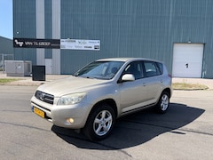 Toyota RAV4 - 2.0 VVTi Linea Sol Automaat 4X4 155 PK. Onverwoestbare en goed onderhouden auto Alle keuri