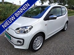 Volkswagen Up! - 1.0 High Up * NAVI * cruise control * Airco * Bluetooth