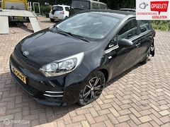 Kia Rio - 1.2 CVVT ComfortLine * AIRCO * TREKHAAK * 5 DRS