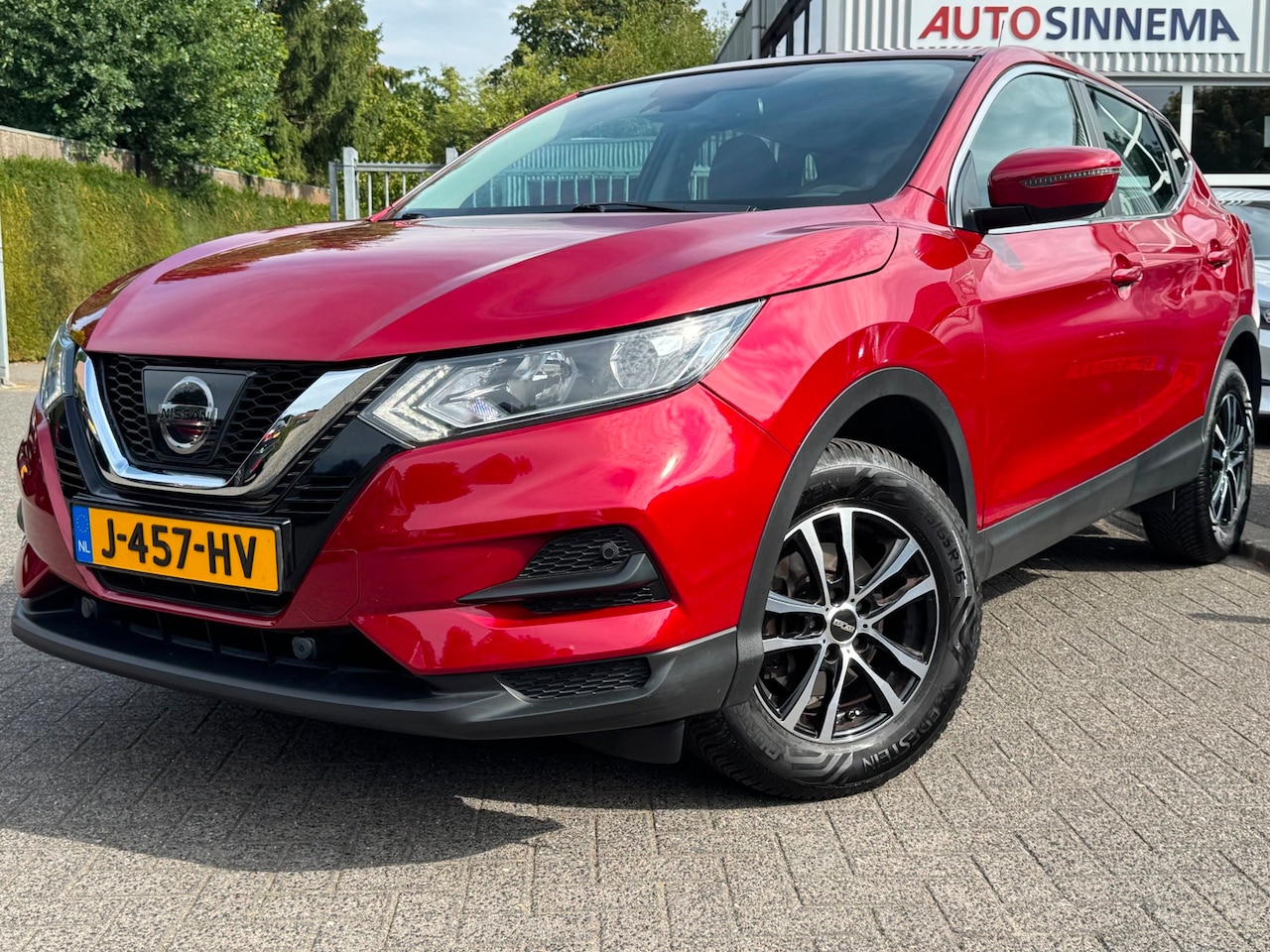 Nissan Qashqai - 1.2 Acenta | Trekhaak | All Season | Cruise Control | Climate Control | - AutoWereld.nl