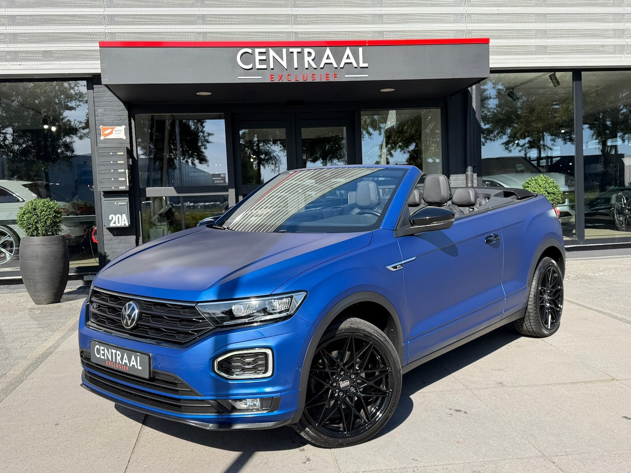 Volkswagen T-Roc Cabrio - 1.5 TSI R-Line Edition Blue Leder|Beats-Audio|150PK|ACC|Carplay|Camera|IQ-Lights|Virtual-c - AutoWereld.nl