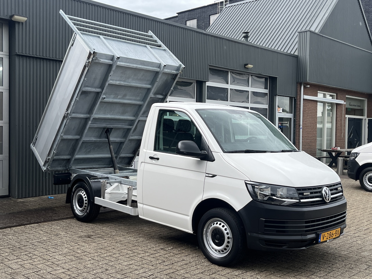 Volkswagen Transporter - 2.0 TDI L1H1 Kipper Elektrische ramen Hoge schotten Kieper Pick-up Open laadbak P-up Bpm v - AutoWereld.nl