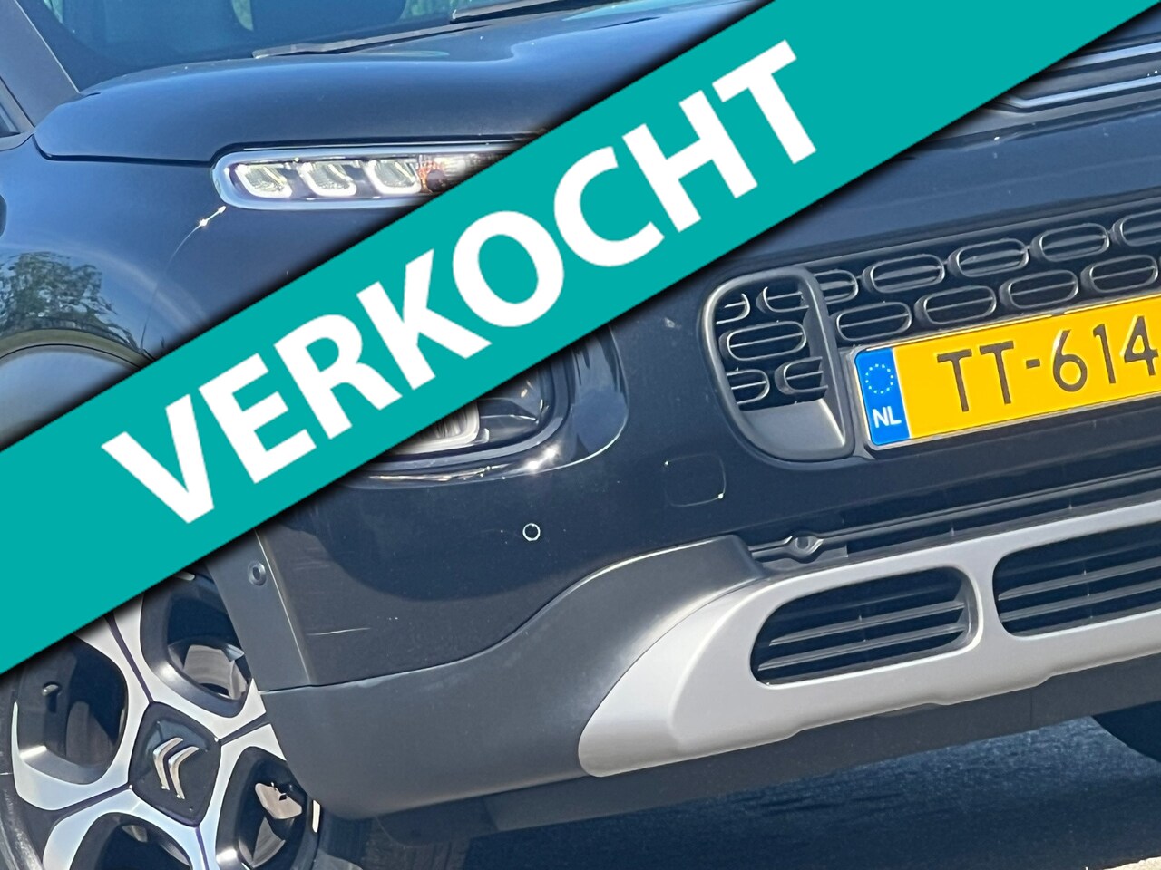 Citroën C3 Aircross - 1.2 PureTech S&S Shine 110pk Automaat- Noir Perla Nera - Camera/Clima/Cruise - AutoWereld.nl