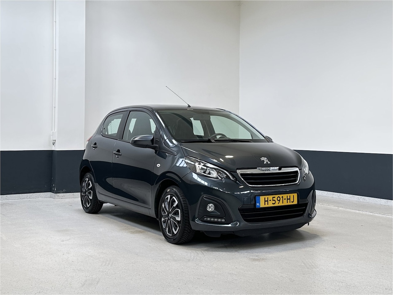 Peugeot 108 - 1.0 e-VTi Active | Bluetooth | NL | 1 Eig | - AutoWereld.nl