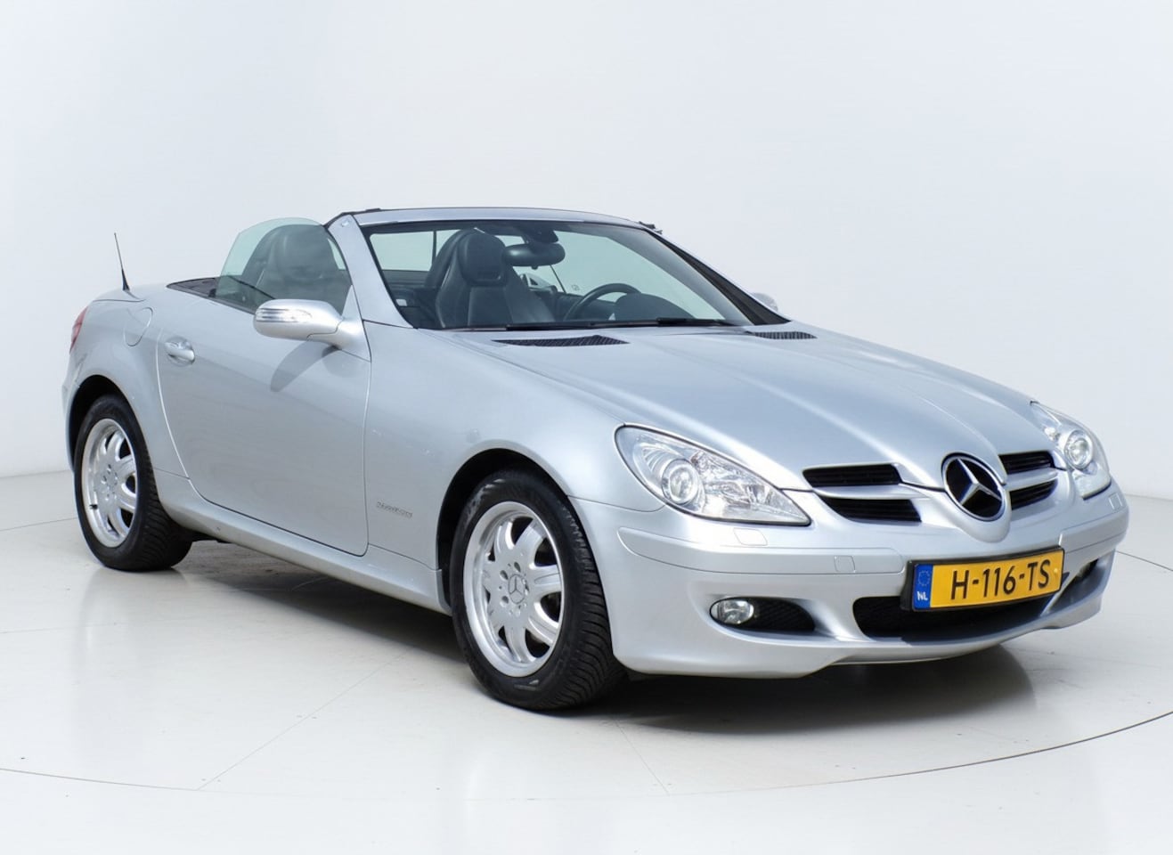 Mercedes-Benz SLK-klasse - 200 K|AUT|Xenon|Leder|Airscarf|Cruise - AutoWereld.nl