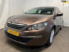 Peugeot 308 - 1.2 PureTech Active - Schade