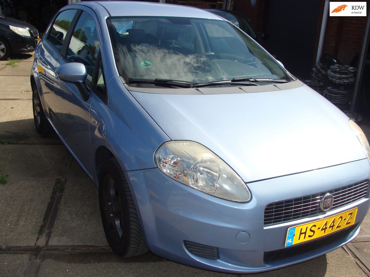 Fiat Grande Punto - 1.4 Active st bekr airco elek pak nap apk - AutoWereld.nl
