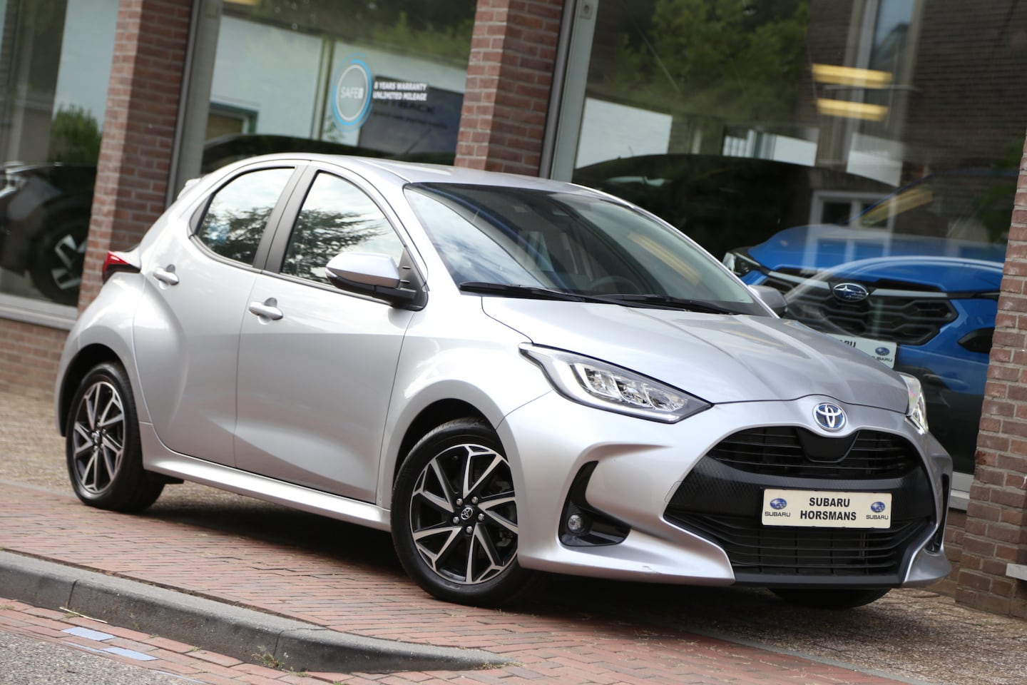 Toyota Yaris - 1.5 Hybrid Dynamic Navi LED Camera ACC - AutoWereld.nl